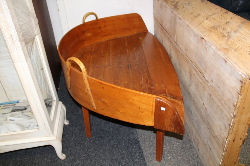 Image for Gallery/Estate and Vehicle Auction: 6-28-18