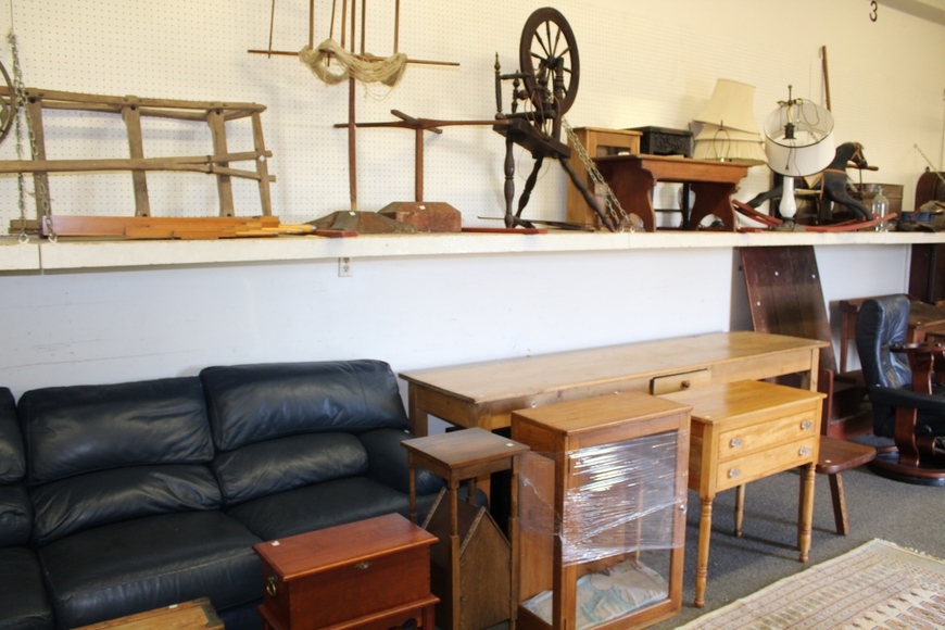 Image for Gallery/Estate and Vehicle Auction: 6-28-18