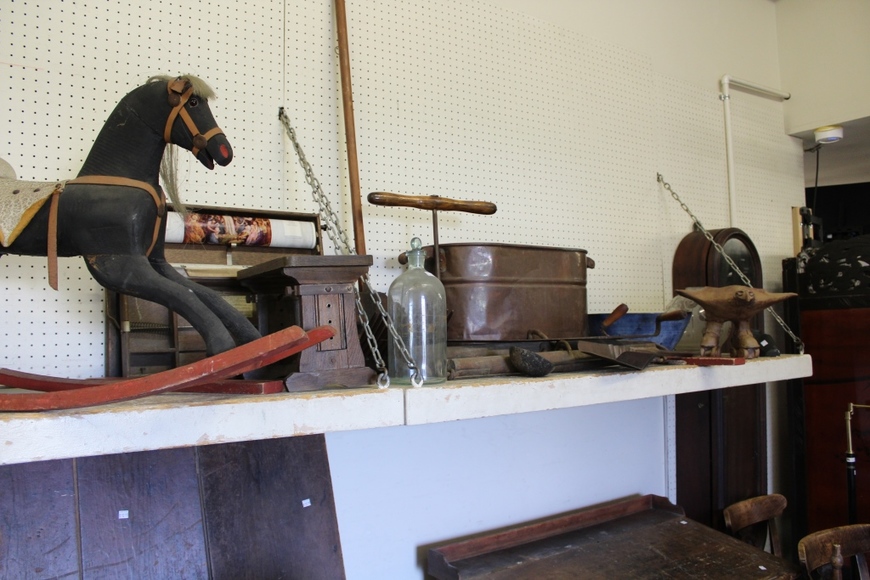 Image for Gallery/Estate and Vehicle Auction: 6-28-18