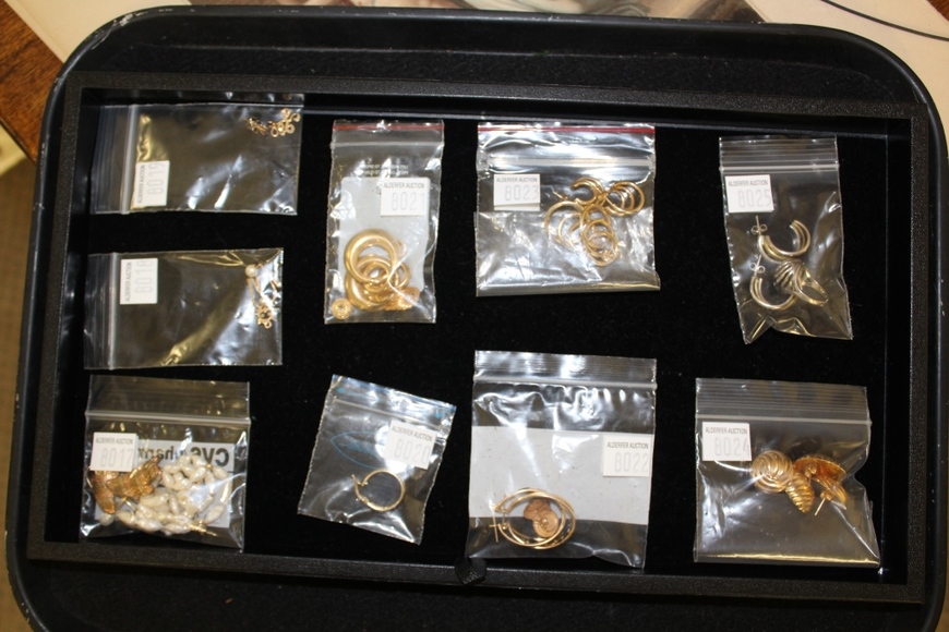 Image for Gallery/Estate and Vehicle Auction: 6-28-18