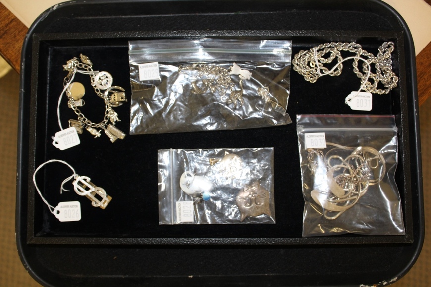 Image for Gallery/Estate and Vehicle Auction: 6-28-18