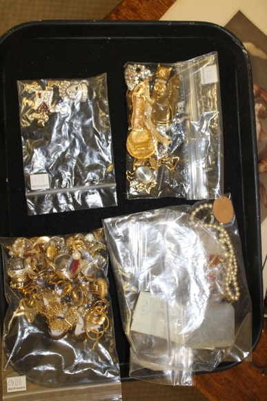 Image for Gallery/Estate and Vehicle Auction: 6-28-18