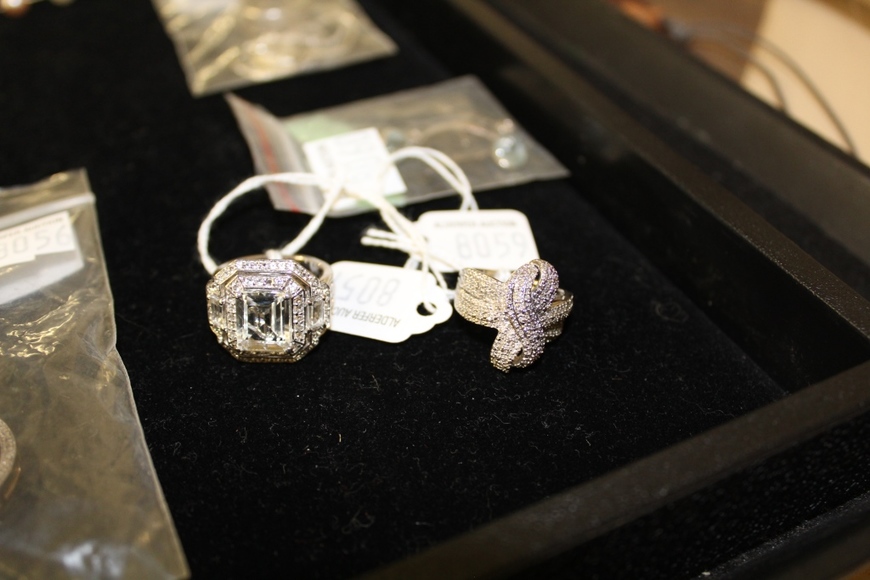 Image for Gallery/Estate and Vehicle Auction: 6-28-18