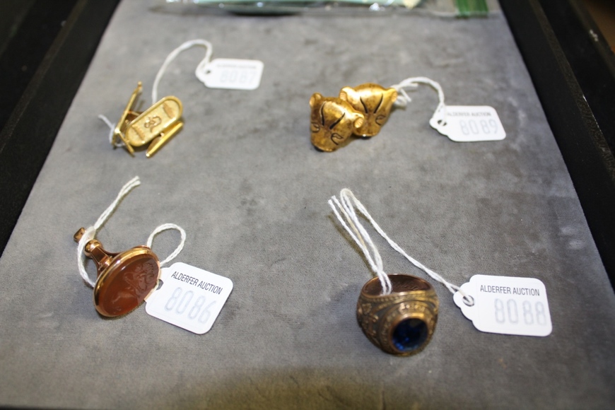 Image for Gallery/Estate and Vehicle Auction: 6-28-18