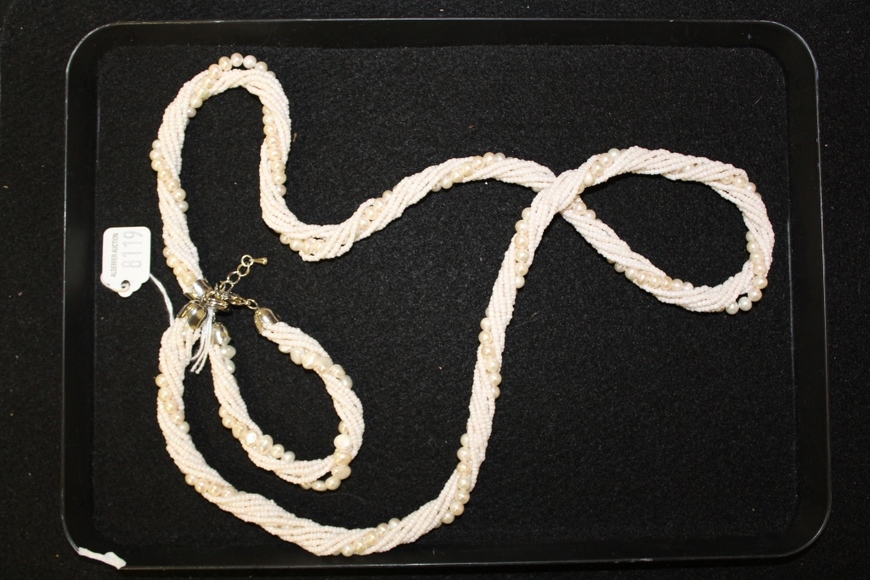 Image for Gallery/Estate and Vehicle Auction: 6-28-18