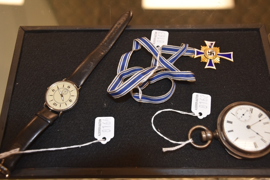 Image for Gallery/Estate and Vehicle Auction: 6-28-18