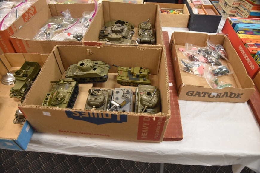 Image for Gallery/Estate and Vehicle Auction: 6-28-18