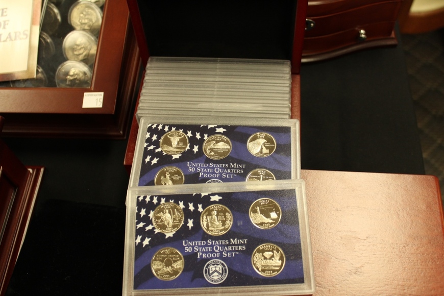 Image for Gallery/Estate and Vehicle Auction: 6-28-18