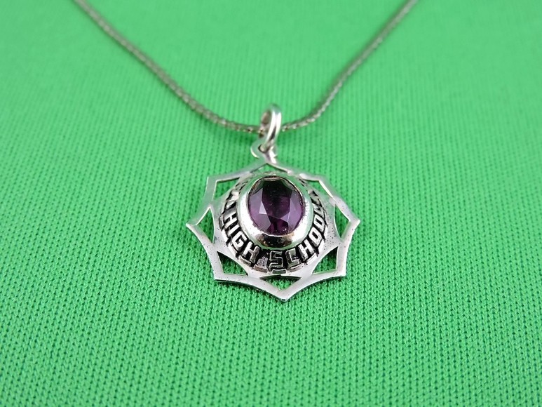 SCHOOL PENDANT
