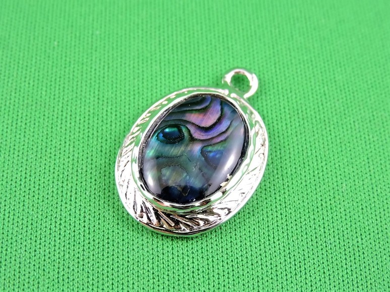 BLUE FACED PENDANT