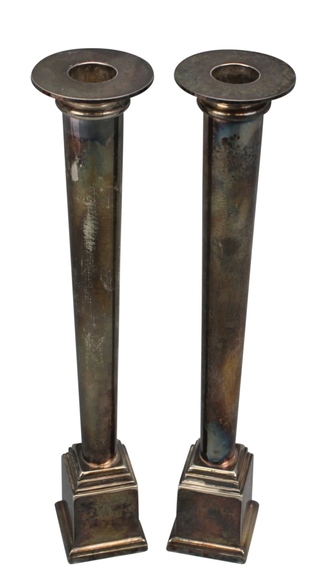 Image for Alderfer Simulcast: Single Owner - The Hellyer Collection - featuring Books, Decorative, Sterling, Clocks, Furnishings and Fine Art: 8-23-18