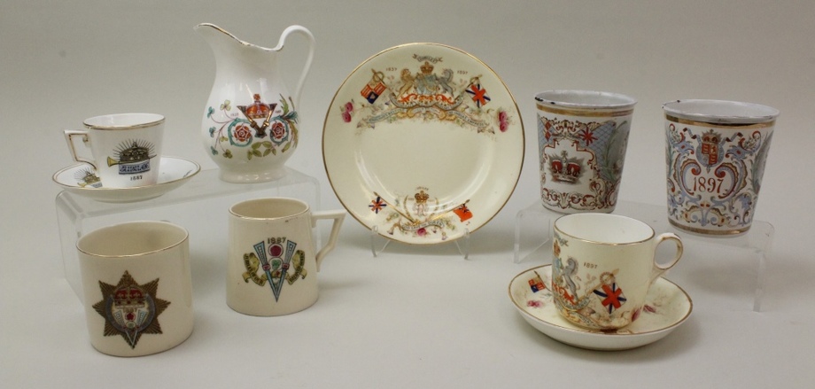 Image for Alderfer Simulcast: Single Owner - The Hellyer Collection - featuring Books, Decorative, Sterling, Clocks, Furnishings and Fine Art: 8-23-18