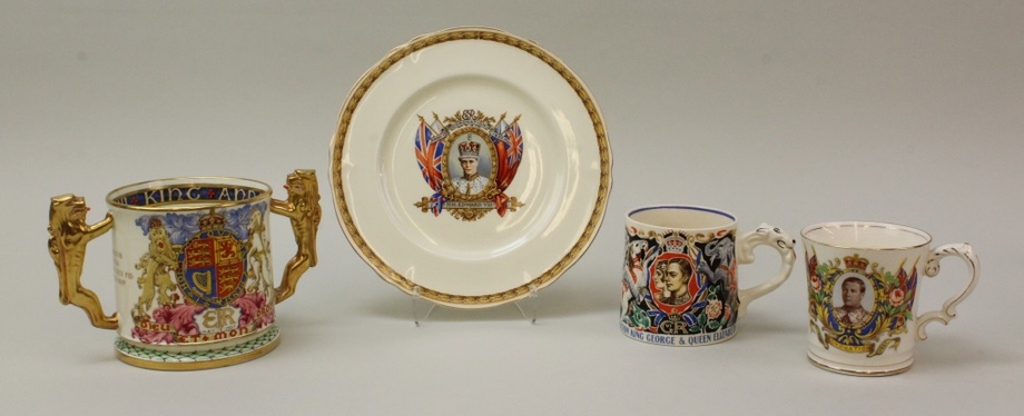 Image for Alderfer Simulcast: Single Owner - The Hellyer Collection - featuring Books, Decorative, Sterling, Clocks, Furnishings and Fine Art: 8-23-18