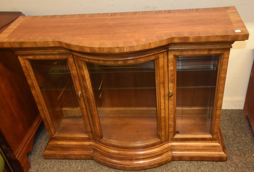 Image for Gallery/Estate Auction with Toys and Disney Collectibles & Musical Instruments: 7-26-18