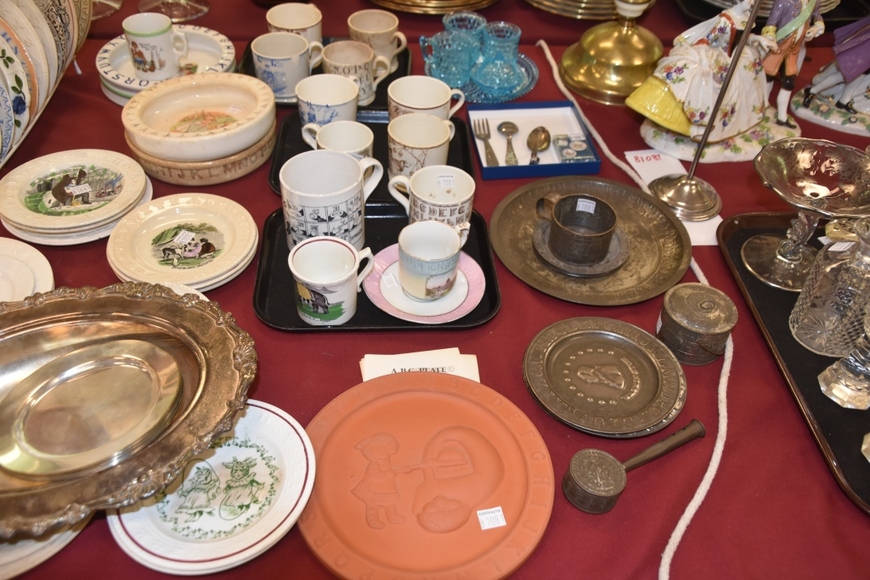 Image for Gallery/Estate Auction with Toys and Disney Collectibles & Musical Instruments: 7-26-18