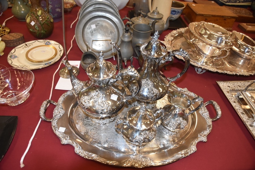 Image for Gallery/Estate Auction with Toys and Disney Collectibles & Musical Instruments: 7-26-18