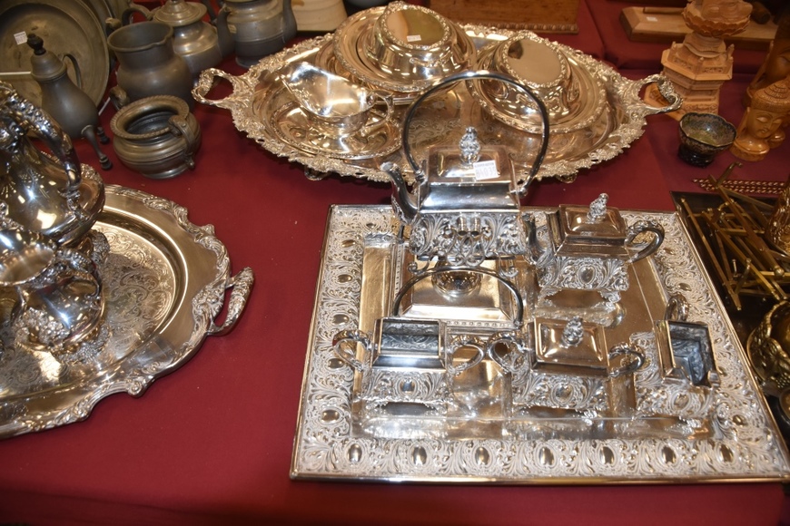 Image for Gallery/Estate Auction with Toys and Disney Collectibles & Musical Instruments: 7-26-18