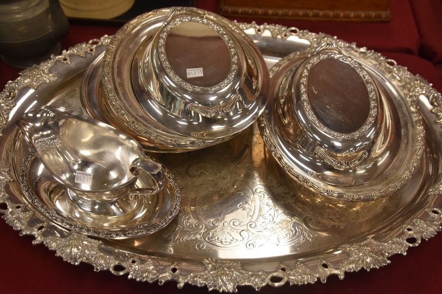 Image for Gallery/Estate Auction with Toys and Disney Collectibles & Musical Instruments: 7-26-18