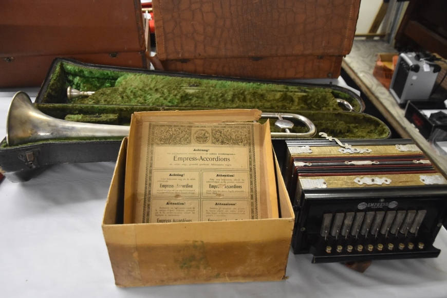 Image for Gallery/Estate Auction with Toys and Disney Collectibles & Musical Instruments: 7-26-18