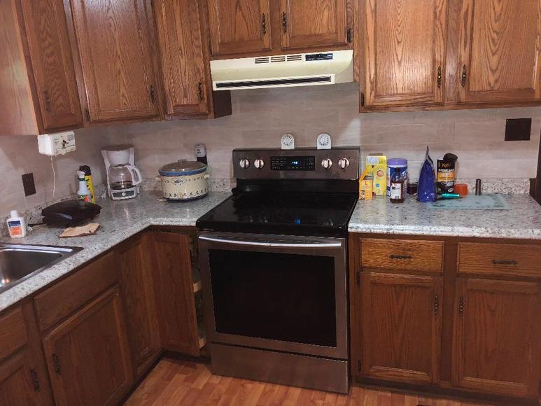 Image for Brick Ranch & Lot Furniture & Household Items