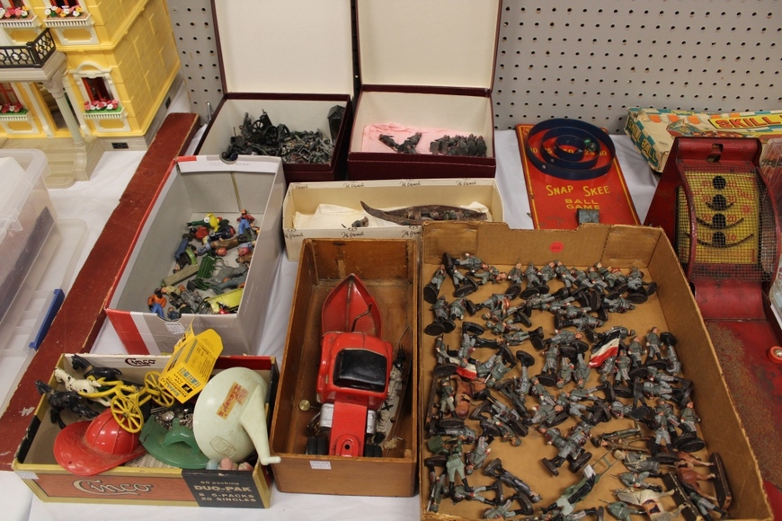 Image for Gallery/Estate Auction with Toys and Disney Collectibles & Musical Instruments: 7-26-18