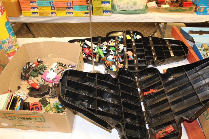 Image for Gallery/Estate Auction with Toys and Disney Collectibles & Musical Instruments: 7-26-18