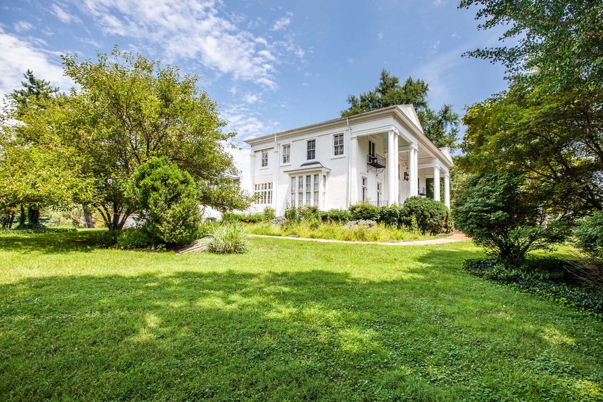Image for 6 BR/6.5 BA Estate on 8.8 +/- Acres ** Indoor Pool ** 4 Bay Garage w/2 BR/2 BA Apartment--Fauquier County, VA