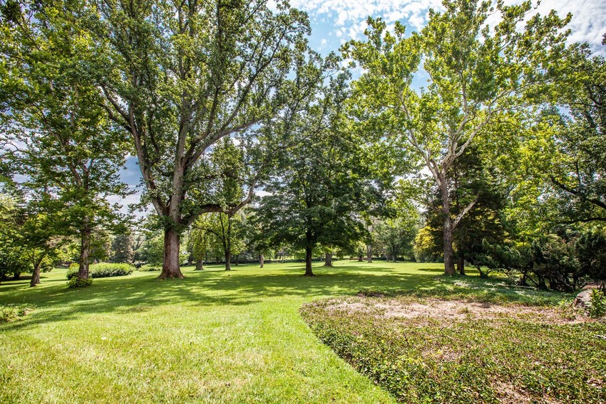 Image for 6 BR/6.5 BA Estate on 8.8 +/- Acres ** Indoor Pool ** 4 Bay Garage w/2 BR/2 BA Apartment--Fauquier County, VA
