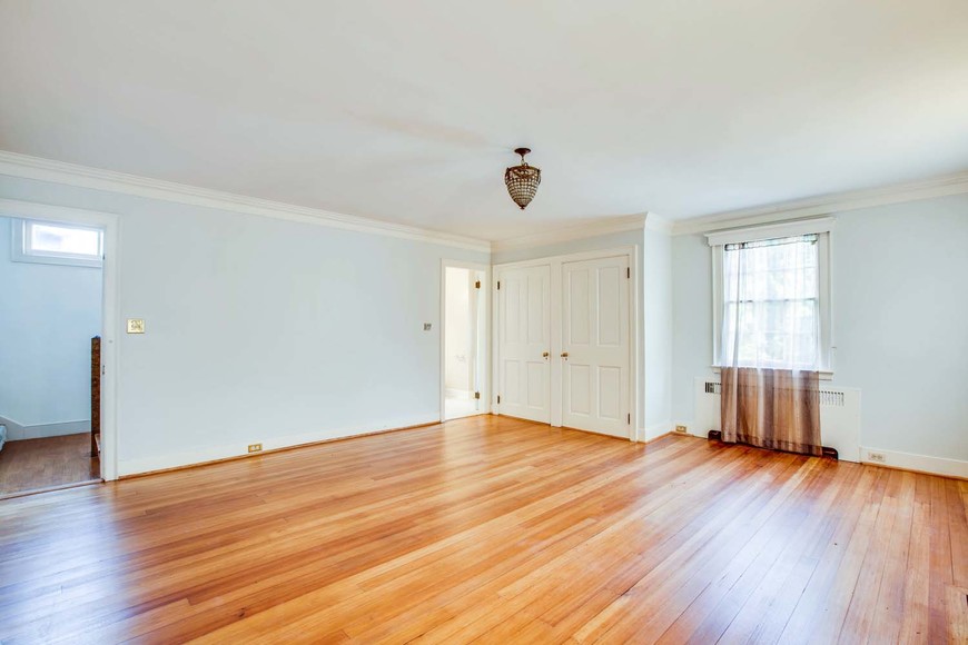 Image for 6 BR/6.5 BA Estate on 8.8 +/- Acres ** Indoor Pool ** 4 Bay Garage w/2 BR/2 BA Apartment--Fauquier County, VA