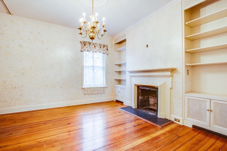 Image for 6 BR/6.5 BA Estate on 8.8 +/- Acres ** Indoor Pool ** 4 Bay Garage w/2 BR/2 BA Apartment--Fauquier County, VA