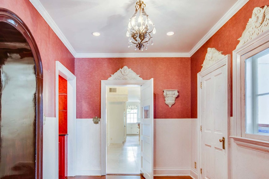 Image for 6 BR/6.5 BA Estate on 8.8 +/- Acres ** Indoor Pool ** 4 Bay Garage w/2 BR/2 BA Apartment--Fauquier County, VA