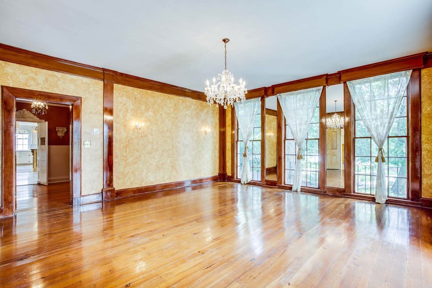 Image for 6 BR/6.5 BA Estate on 8.8 +/- Acres ** Indoor Pool ** 4 Bay Garage w/2 BR/2 BA Apartment--Fauquier County, VA