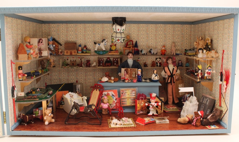 Image for Live and Online Doll Auction - From the Collections of Rosemarie Snyder and Regina Steele (Part Two) and the Estate of Grace Olsen: 10-3-18