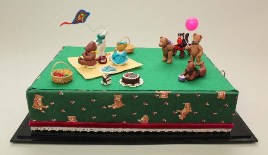 Image for Live and Online Doll Auction - From the Collections of Rosemarie Snyder and Regina Steele (Part Two) and the Estate of Grace Olsen: 10-3-18