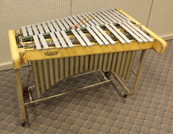 Image for Alderfer Simulcast: Musical Instrument Auction: 8-30-18