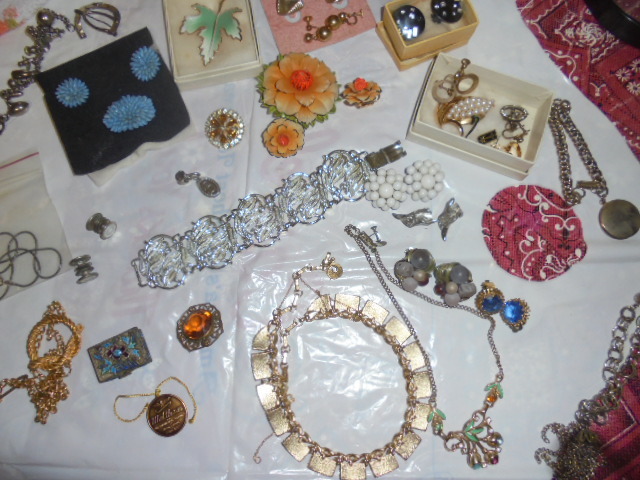 Image for Rescheduled to Sept. 22 (Due to Hurricane)-PUBLIC ESTATE AUCTION (DECEASED ESTATE)