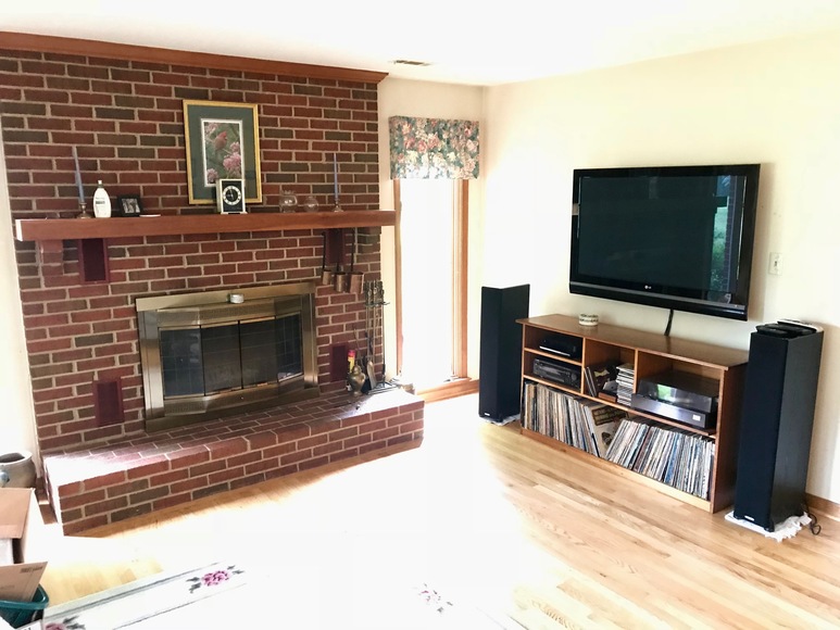 Image for Well Built 3 BR/3 BA Brick Home w/Outbuildings on 3.4 +/- Acres in Loudoun County, VA---Selling to the Highest Bidder!!