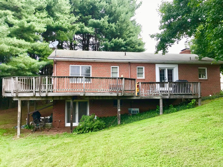 Image for Well Built 3 BR/3 BA Brick Home w/Outbuildings on 3.4 +/- Acres in Loudoun County, VA---Selling to the Highest Bidder!!