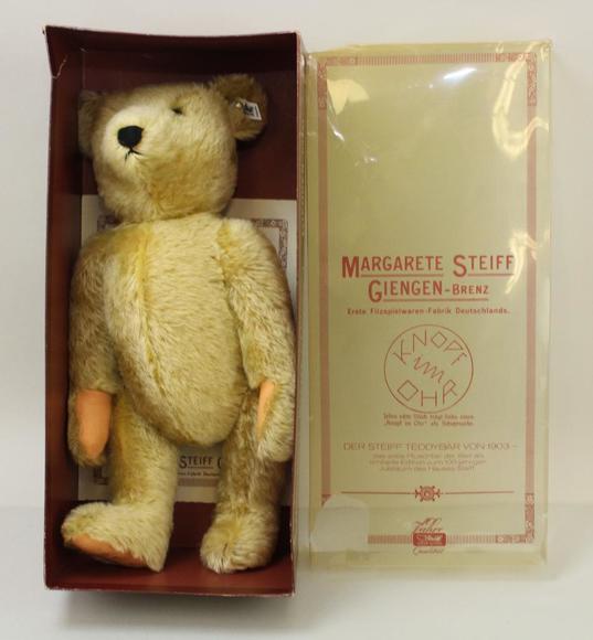 Image for Live and Online Doll Auction - From the Collections of Rosemarie Snyder and Regina Steele (Part Two) and the Estate of Grace Olsen: 10-3-18