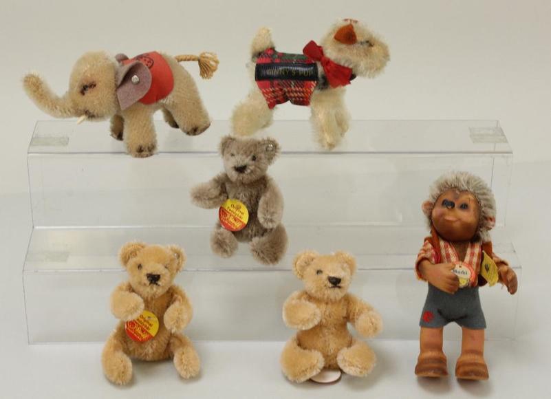 Image for Live and Online Doll Auction - From the Collections of Rosemarie Snyder and Regina Steele (Part Two) and the Estate of Grace Olsen: 10-3-18