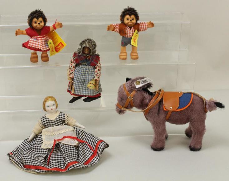 Image for Live and Online Doll Auction - From the Collections of Rosemarie Snyder and Regina Steele (Part Two) and the Estate of Grace Olsen: 10-3-18