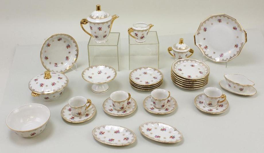 Image for Live and Online Doll Auction - From the Collections of Rosemarie Snyder and Regina Steele (Part Two) and the Estate of Grace Olsen: 10-3-18