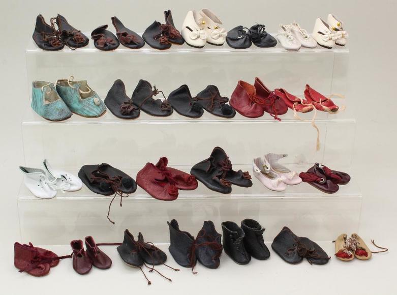 Image for Live and Online Doll Auction - From the Collections of Rosemarie Snyder and Regina Steele (Part Two) and the Estate of Grace Olsen: 10-3-18