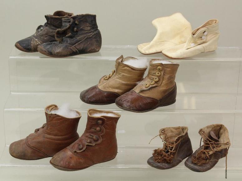 Image for Live and Online Doll Auction - From the Collections of Rosemarie Snyder and Regina Steele (Part Two) and the Estate of Grace Olsen: 10-3-18