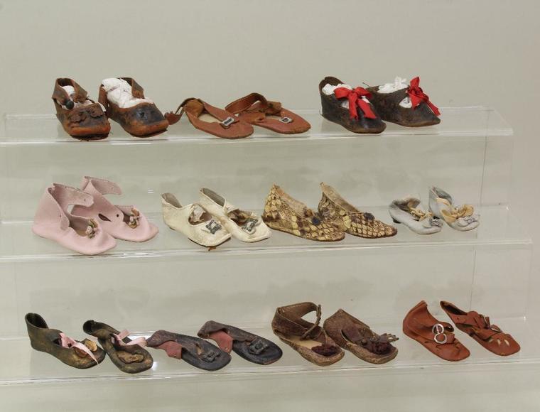 Image for Live and Online Doll Auction - From the Collections of Rosemarie Snyder and Regina Steele (Part Two) and the Estate of Grace Olsen: 10-3-18