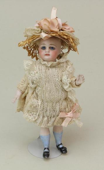 Image for Live and Online Doll Auction - From the Collections of Rosemarie Snyder and Regina Steele (Part Two) and the Estate of Grace Olsen: 10-3-18
