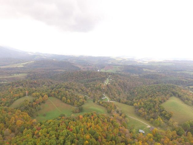 Image for 489 Acres Offered in 8 Tracts