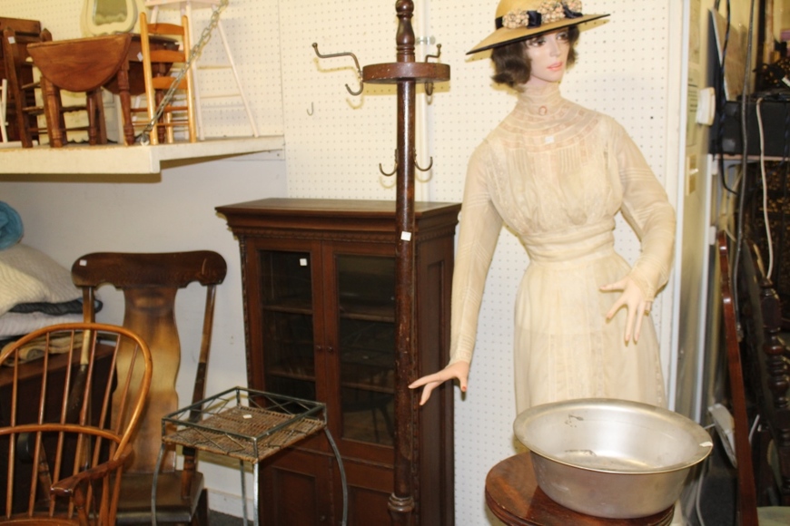 Image for Gallery/Estate Auction: 9-13-18