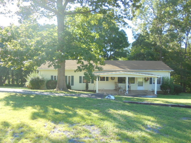 Image for REAL ESTATE AUCTION~ 4/BR 1.5/BA w/Garage/Shop/Apartment/Store ~Randleman