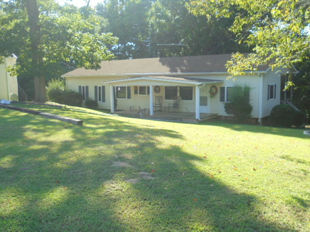 Image for REAL ESTATE AUCTION~ 4/BR 1.5/BA w/Garage/Shop/Apartment/Store ~Randleman